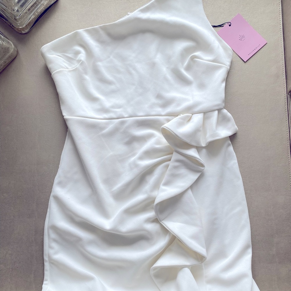 HELLO MOLLY Backstage Passes Dress White, Size 8, L- brand new!